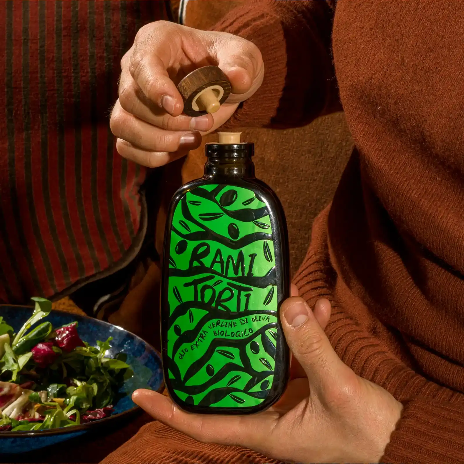 Packaging olio pugliese blend – vetro trasparente con etichetta braille a rilievo